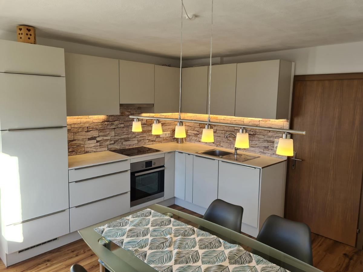 Ferienwohnung Scharf Reutte Bagian luar foto